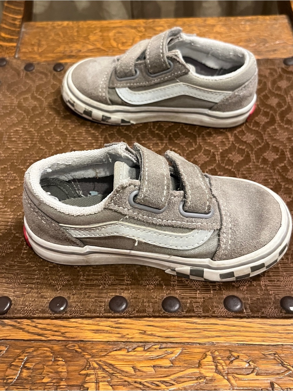 Toddler VANS Grey Old Skool School Size Toddler 7 Velcro - Picture 3 of 7